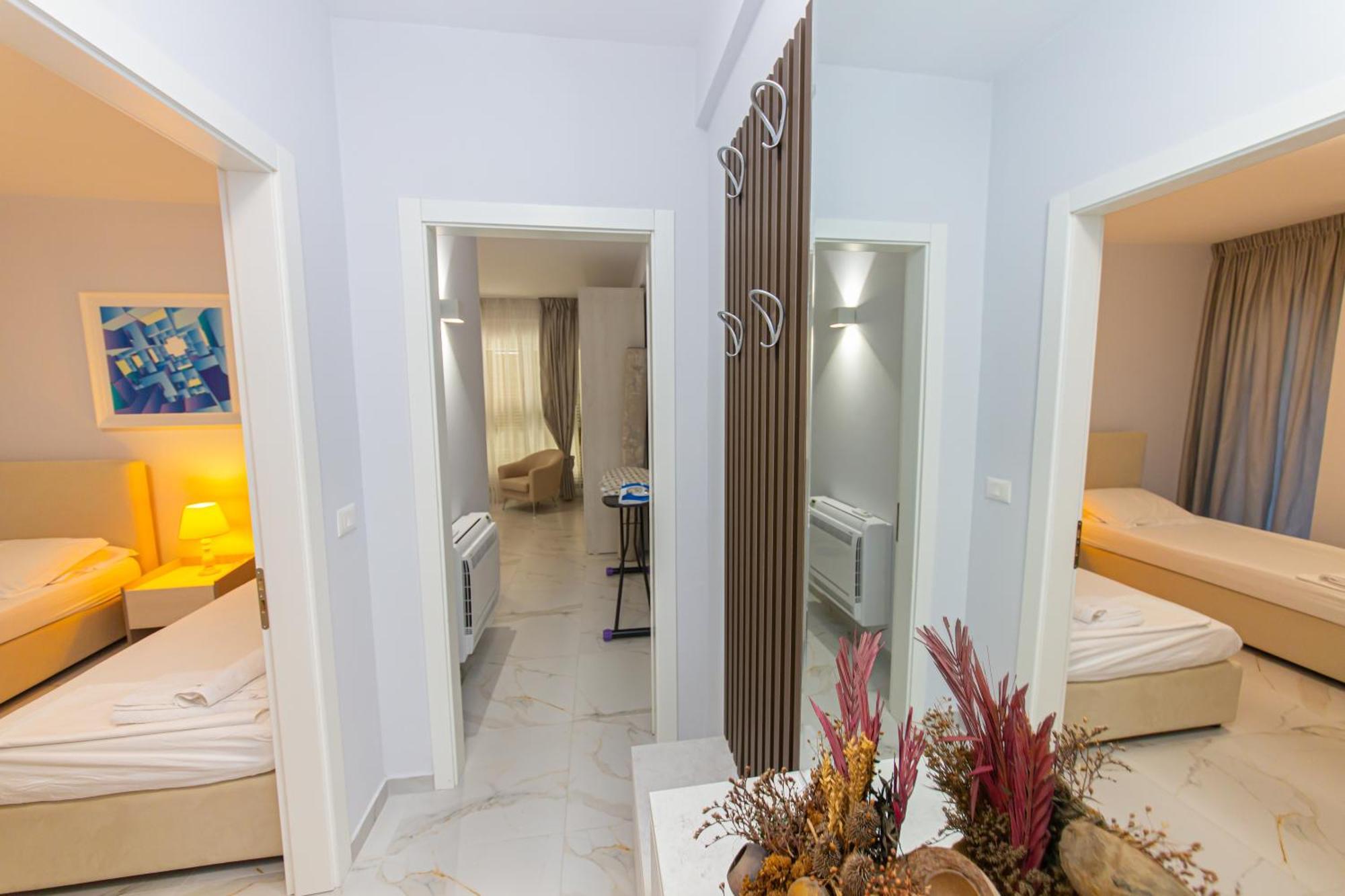Luxury Villa 1 Vlore Bagian luar foto