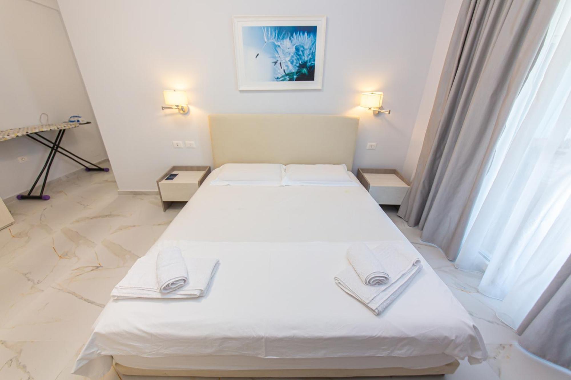 Luxury Villa 1 Vlore Bagian luar foto
