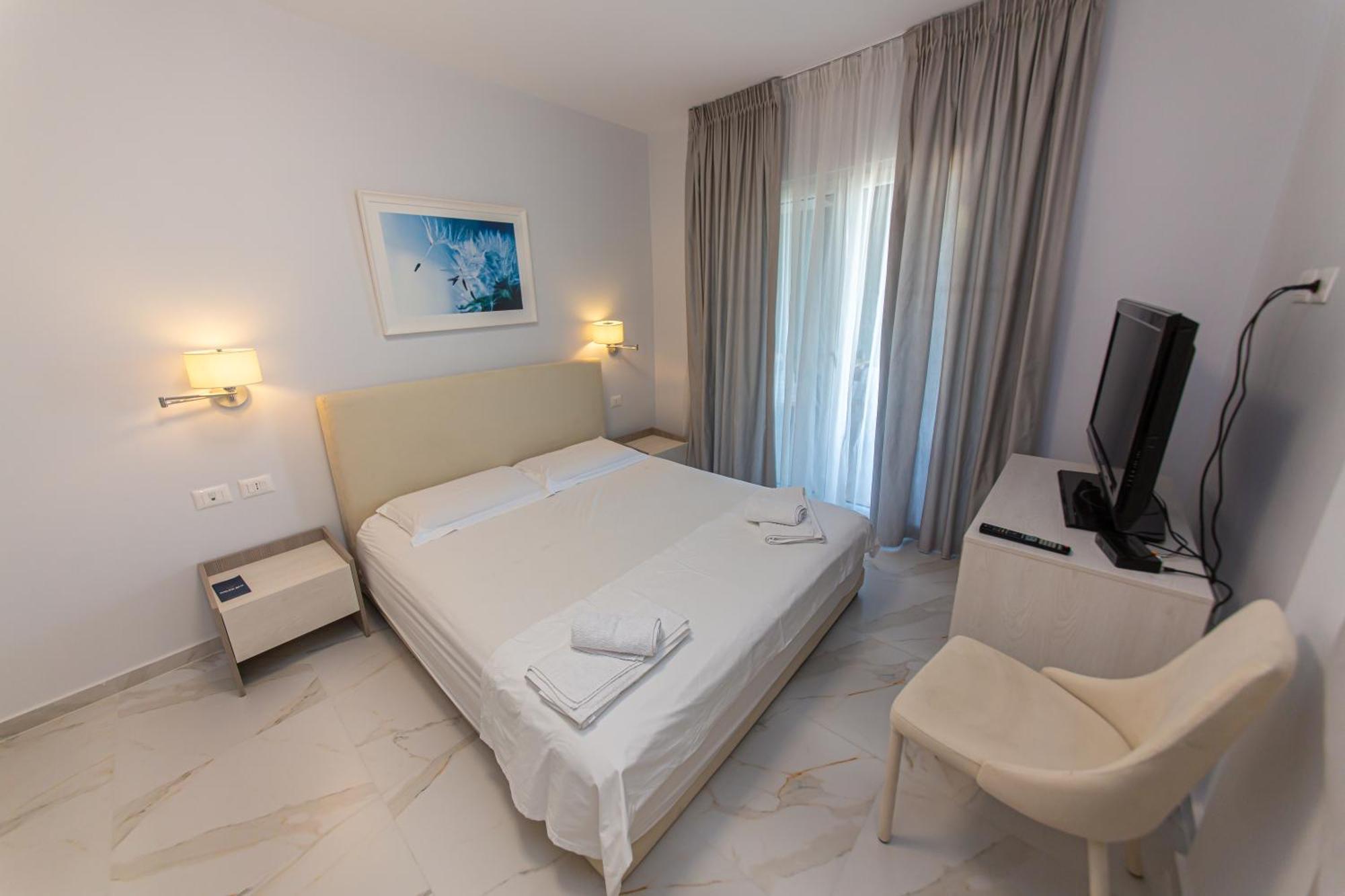 Luxury Villa 1 Vlore Bagian luar foto